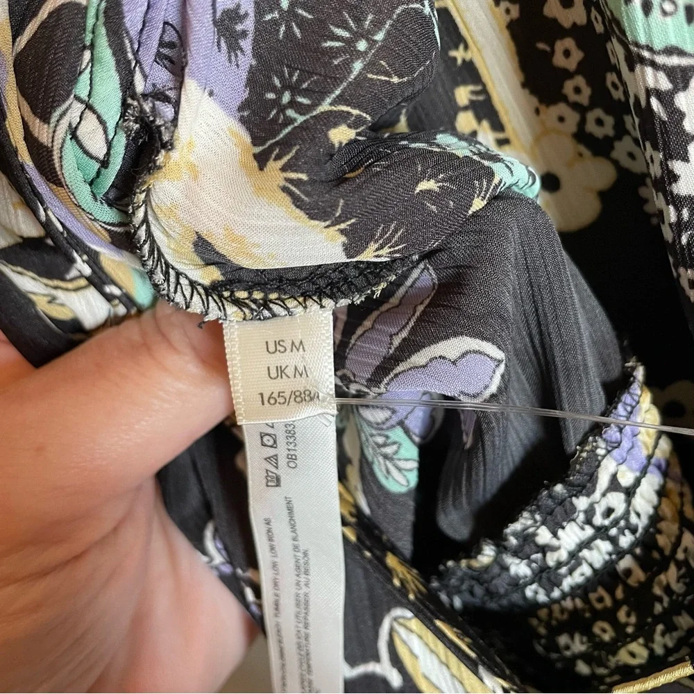 Free People excellent intimately